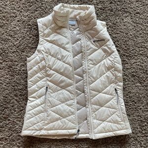 Women’s Columbia Vest - M
